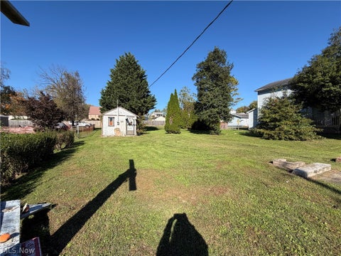 Tiny photo for 1318 Dillaway Street, Parkersburg, WV 26101 (MLS # 5255306)