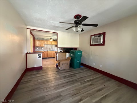 Tiny photo for 1318 Dillaway Street, Parkersburg, WV 26101 (MLS # 5255306)