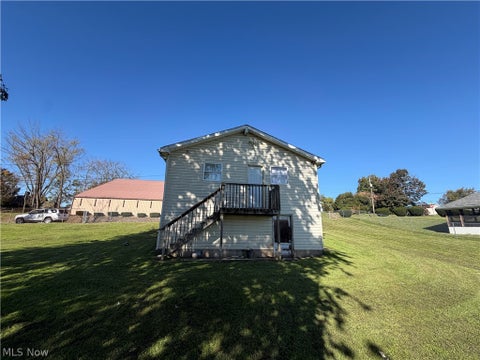 Tiny photo for 1318 Dillaway Street, Parkersburg, WV 26101 (MLS # 5255306)