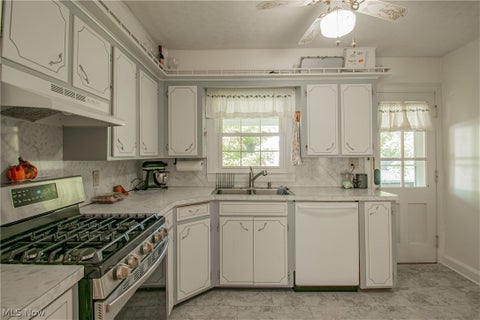 Tiny photo for 403 E Paradise Street, Orrville, OH 44667 (MLS # 5253554)