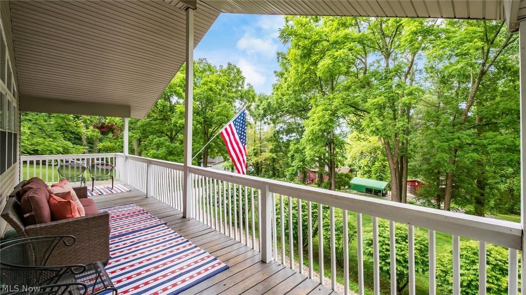 Photo of 7945 Lakeview Drive, Nashport, OH 43830 (MLS # 5219944)
