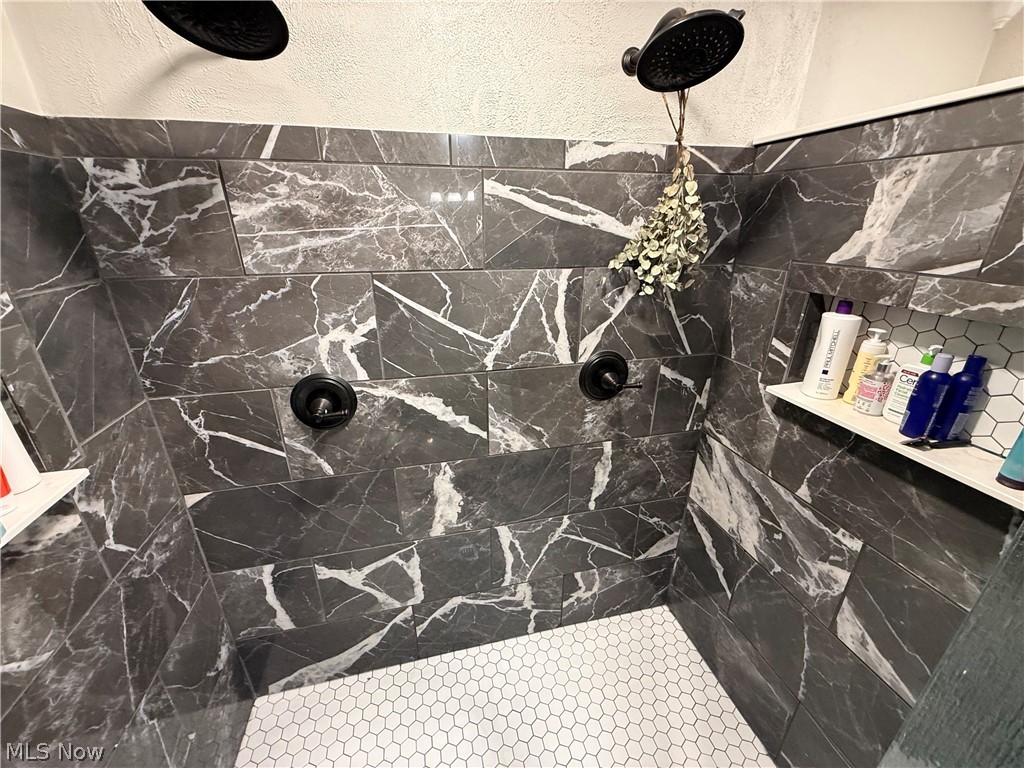 Country Club Hills Sub - Residential