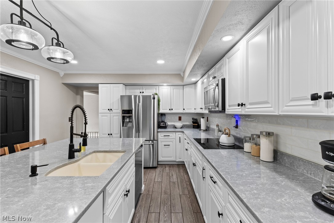 Country Club Hills Sub - Residential