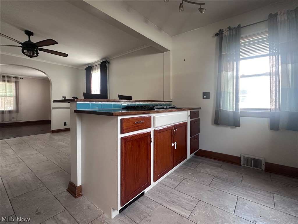 Townsend Villa - Residential