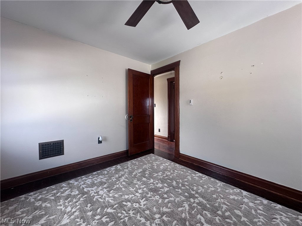 Townsend Villa - Residential