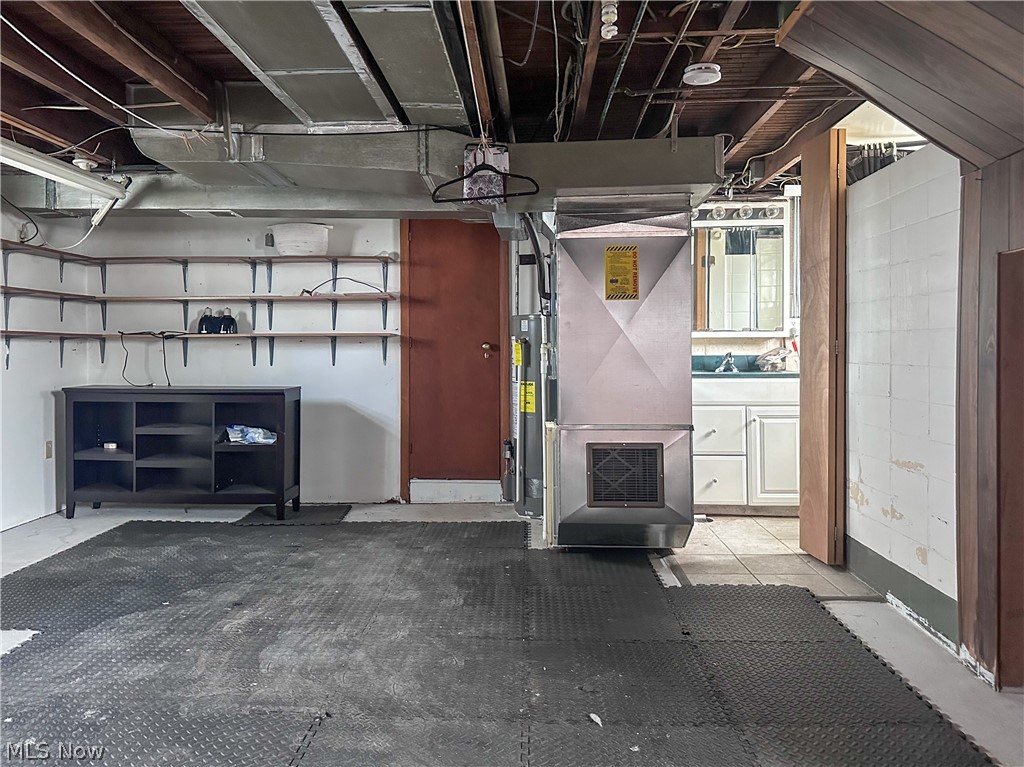 Townsend Villa - Residential