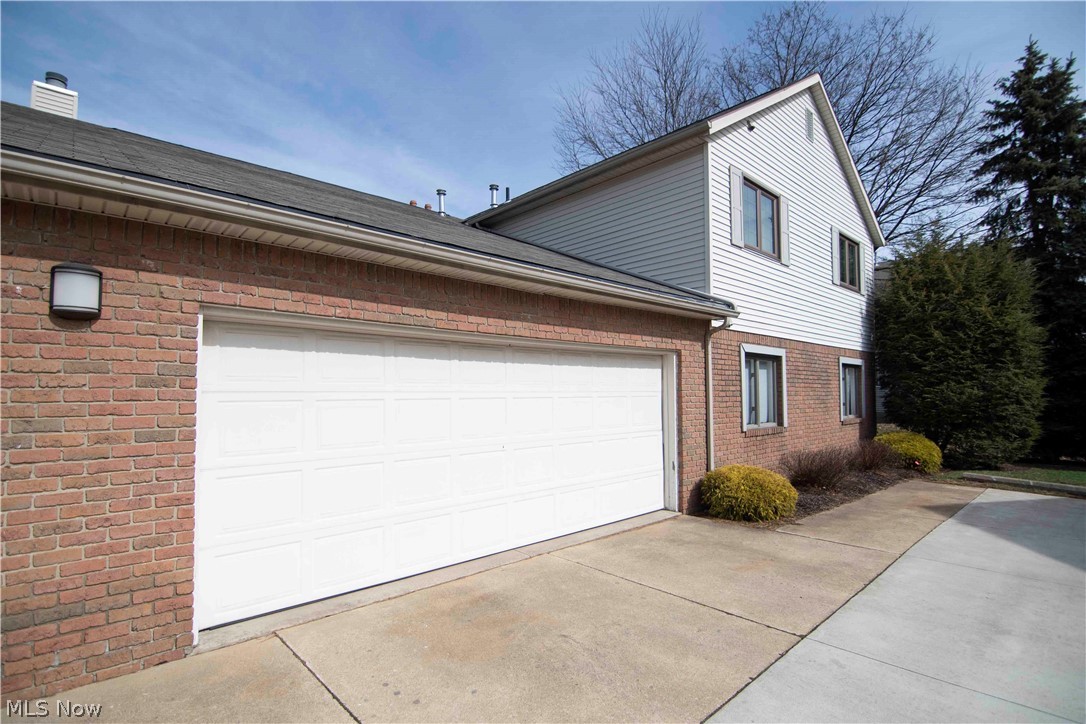 Sherbrook Condo - Residential