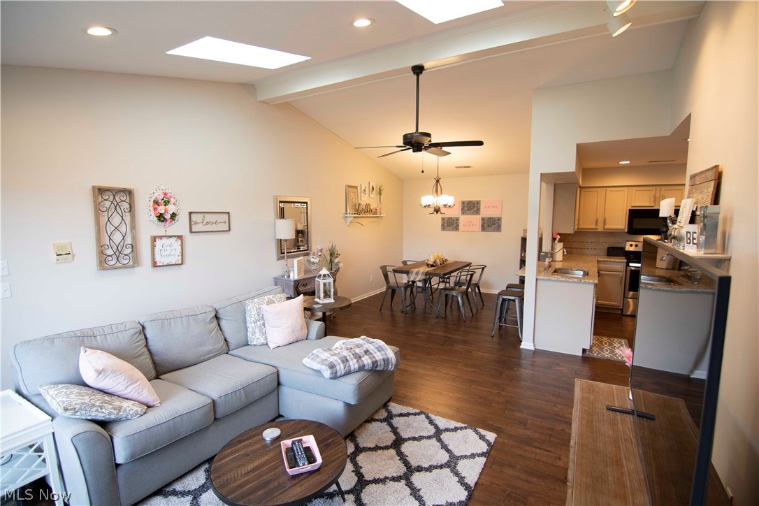 Sherbrook Condo - Residential