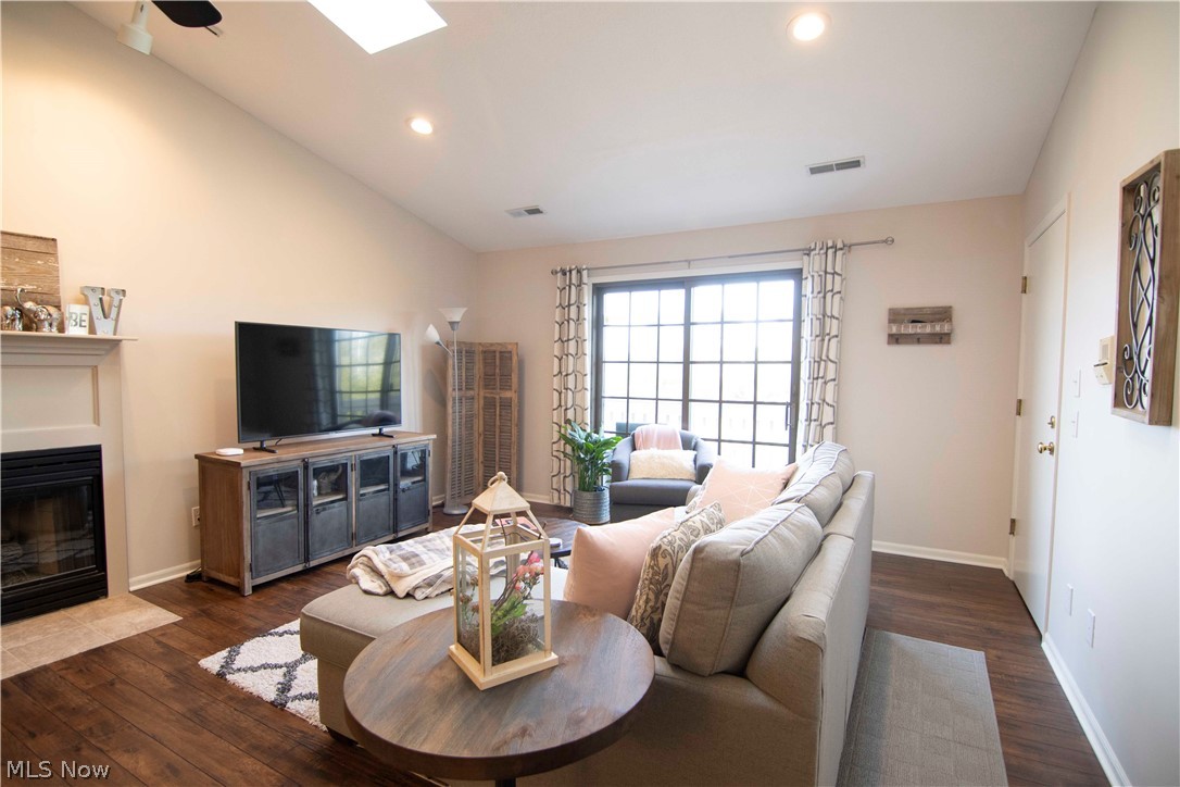 Sherbrook Condo - Residential