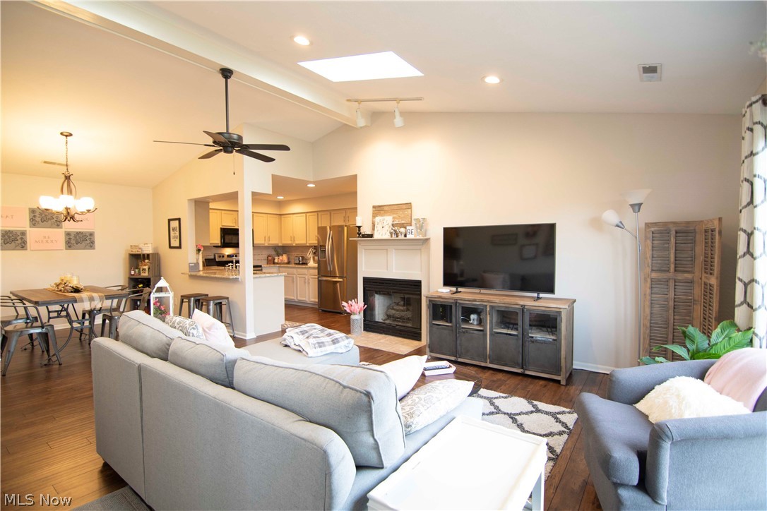 Sherbrook Condo - Residential