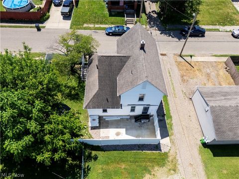Tiny photo for 714 Pike Avenue SW, Massillon, OH 44647 (MLS # 5213695)