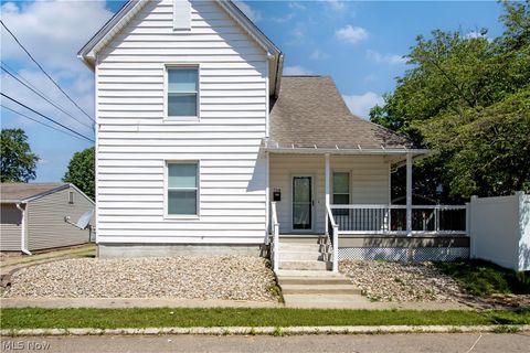 Tiny photo for 714 Pike Avenue SW, Massillon, OH 44647 (MLS # 5213695)