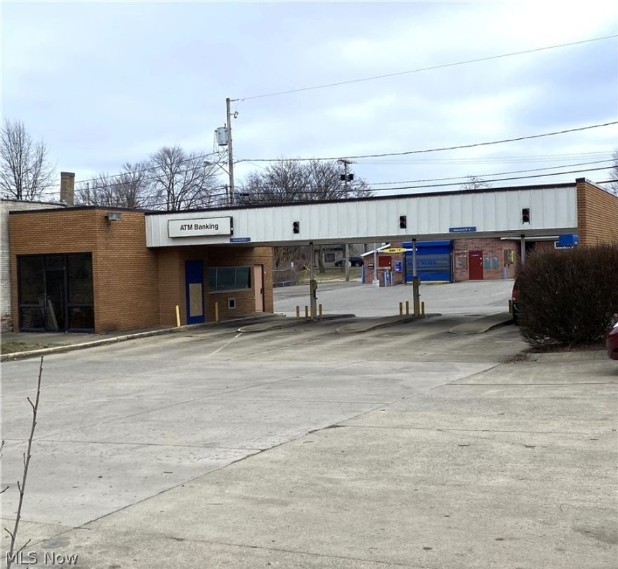 East Palestine, OH- LOCATION, LOCATION, LOCATION - This unique building is located in the center of East Palestine's business district and was formerly a drive through bank. The building is approximately 492 sq. feet, sits on approximately .30 acres and includes off street parking on the south side of building. This building has recently had updates including a new electric water tank. The former bank's pneumatic tube system is available. East Palestine is located on the OH/PA state line approx. 25 minutes from Youngstown, OH, 1 hour from Pittsburgh, PA, 40 minutes from the Pittsburgh International Airport and 1.5 hours from Cleveland, OH.