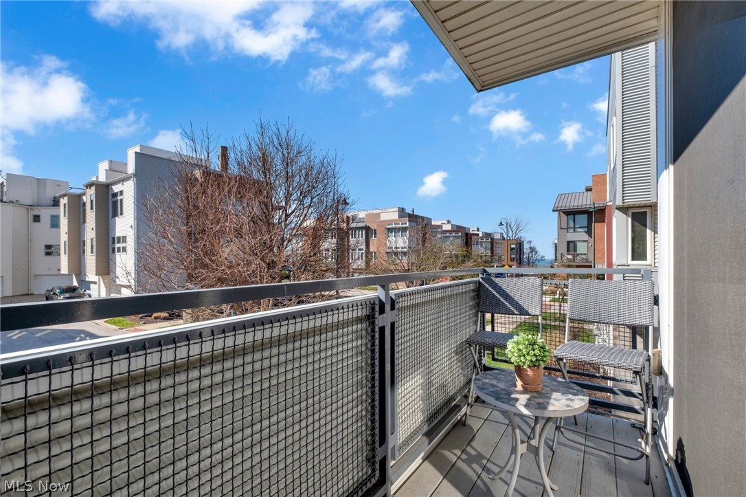 Battery Park Twnhms Condo - Residential