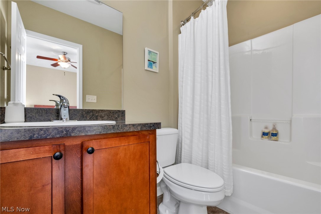 Battery Park Twnhms Condo - Residential