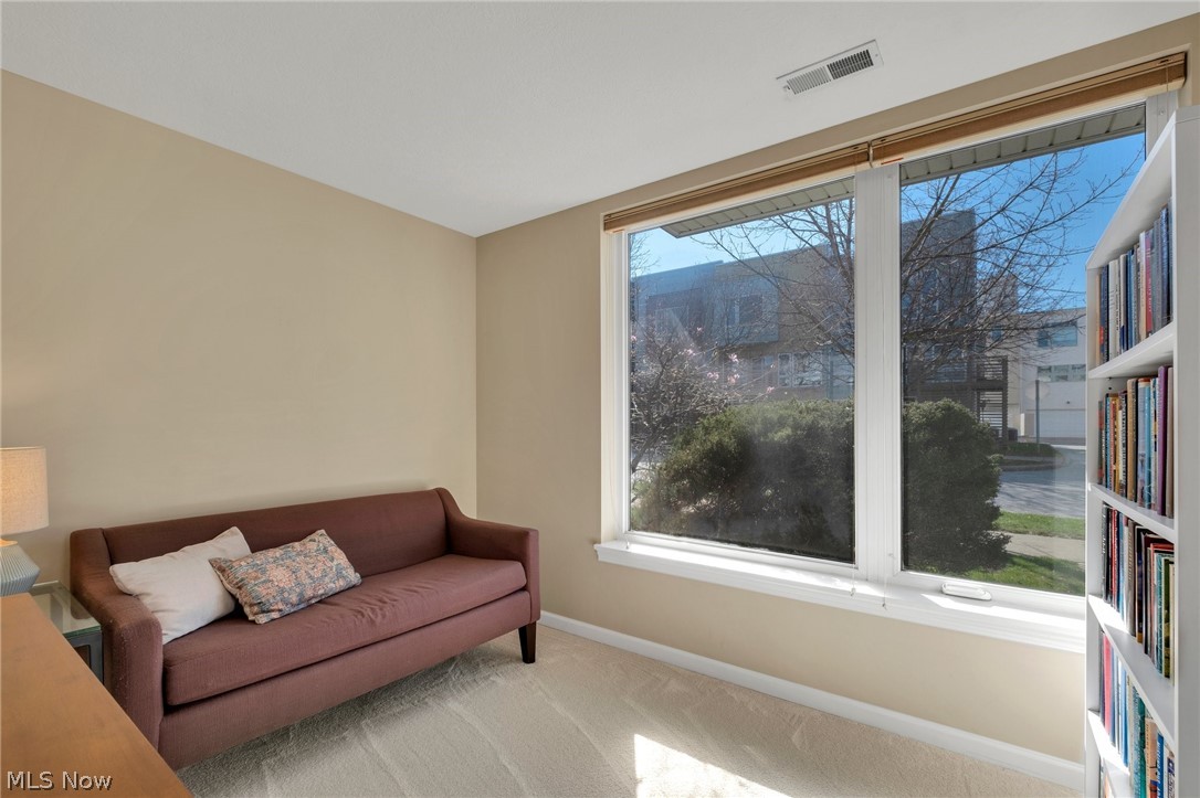 Battery Park Twnhms Condo - Residential