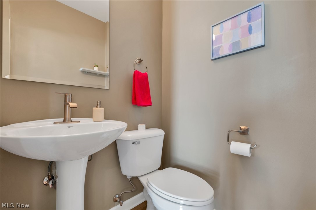 Battery Park Twnhms Condo - Residential