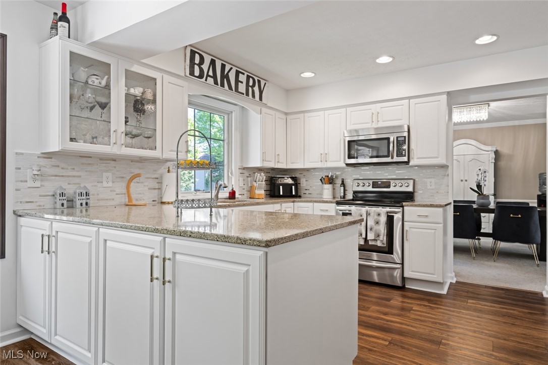 18113 Winchester Court, Strongsville, Ohio image 11