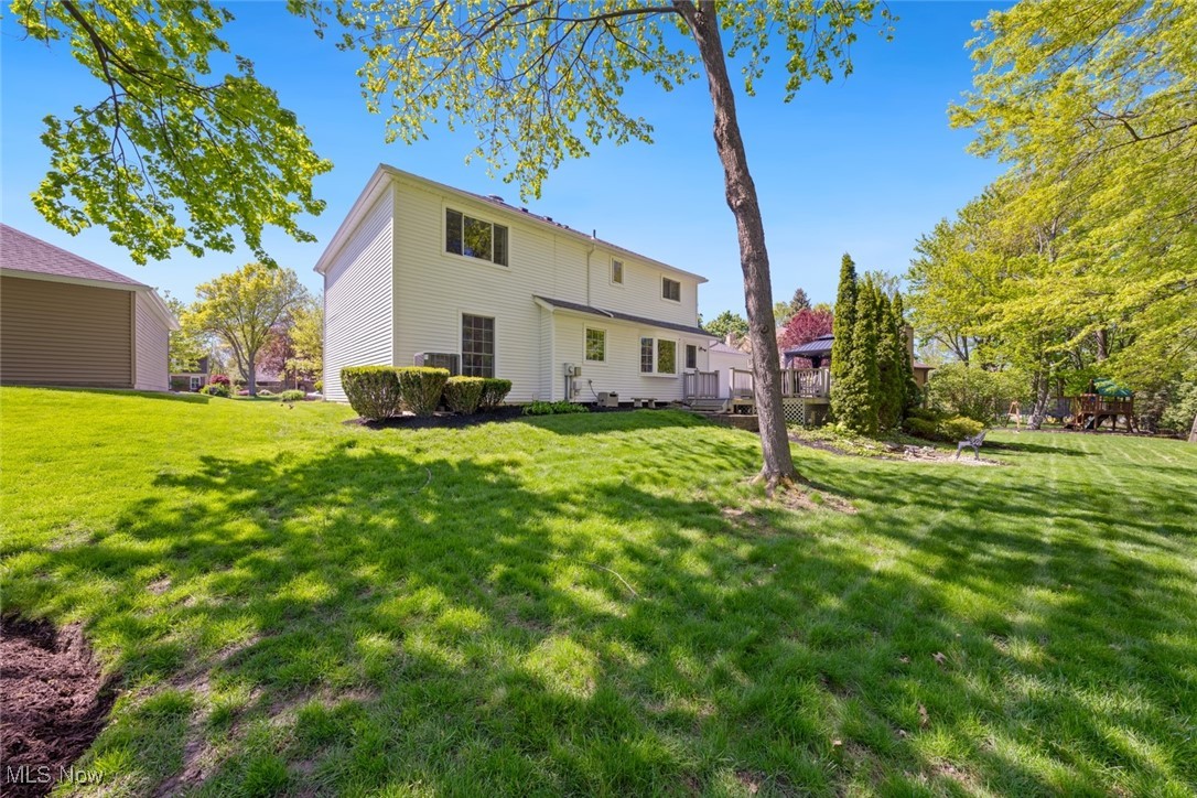 18113 Winchester Court, Strongsville, Ohio image 45