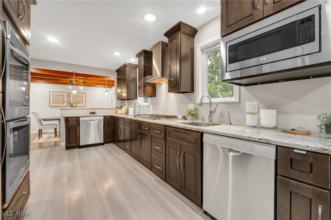 University Heights, Ohio 44118, United States, 5 Bedrooms Bedrooms, ,4 BathroomsBathrooms,Residential,Active,139897