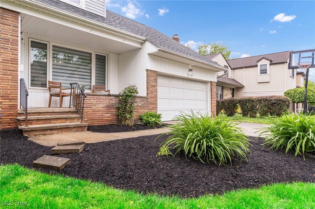 University Heights, Ohio 44118, United States, 5 Bedrooms Bedrooms, ,4 BathroomsBathrooms,Residential,Active,139897