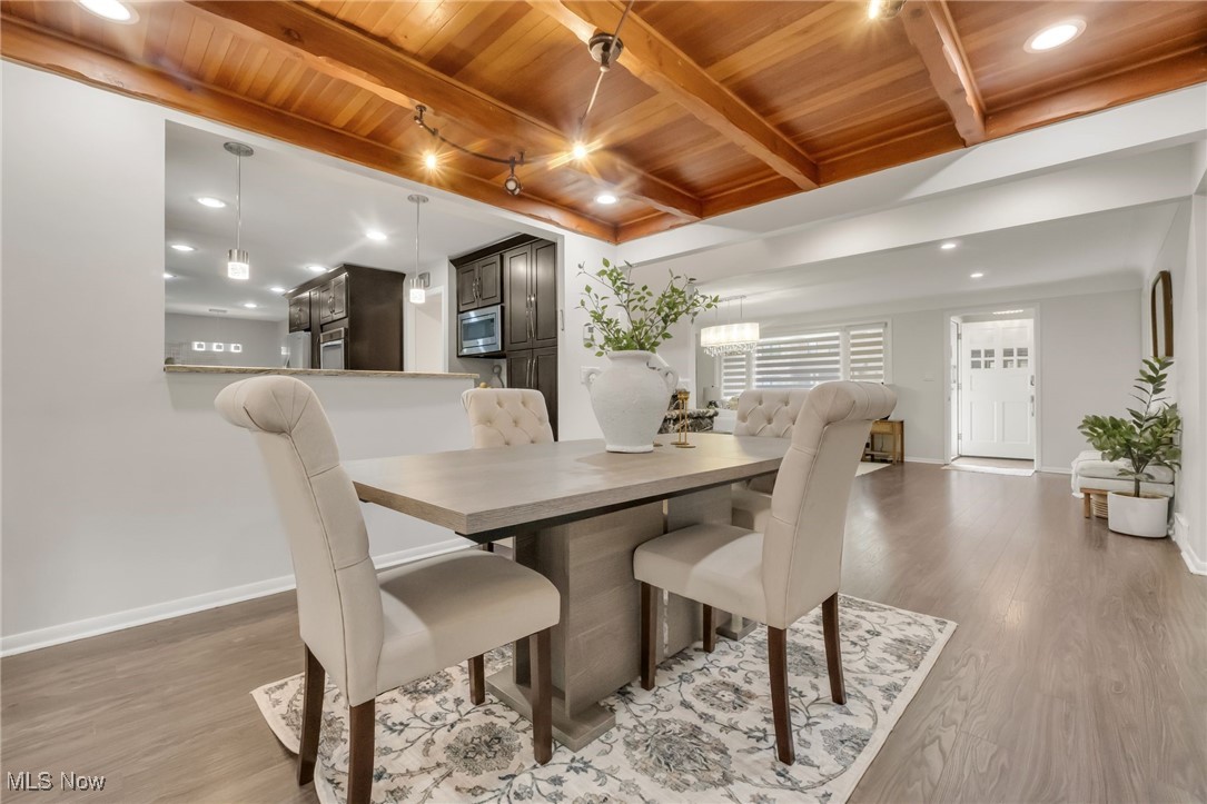 University Heights, Ohio 44118, United States, 5 Bedrooms Bedrooms, ,4 BathroomsBathrooms,Residential,Active,139897