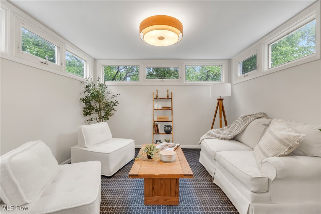 University Heights, Ohio 44118, United States, 5 Bedrooms Bedrooms, ,4 BathroomsBathrooms,Residential,Active,139897