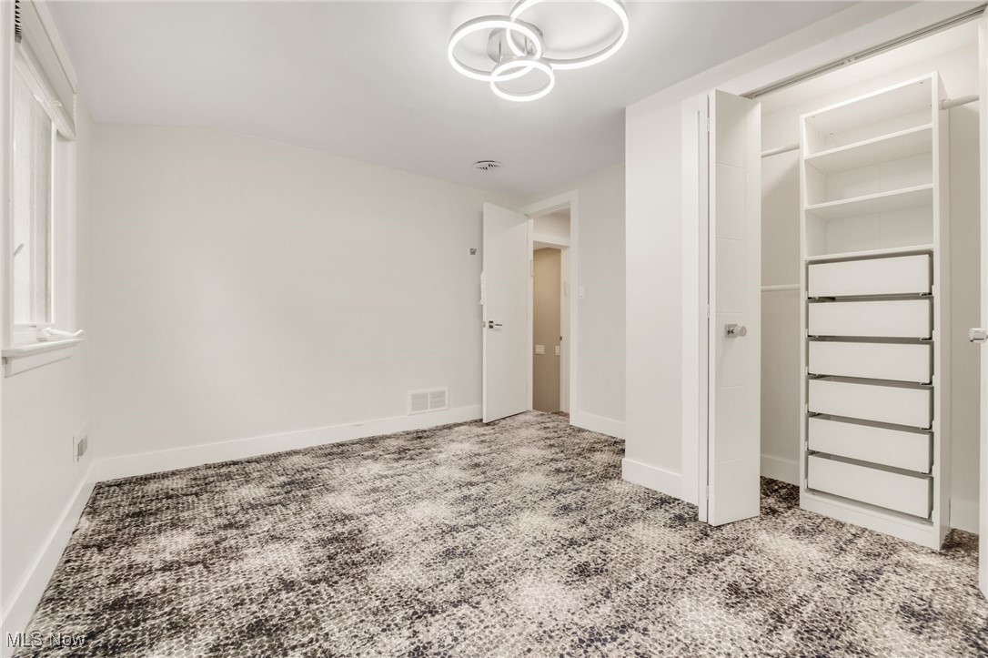 University Heights, Ohio 44118, United States, 5 Bedrooms Bedrooms, ,4 BathroomsBathrooms,Residential,Active,139897