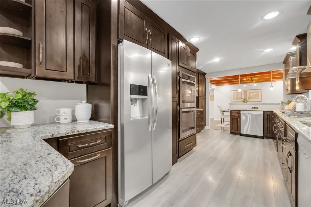 University Heights, Ohio 44118, United States, 5 Bedrooms Bedrooms, ,4 BathroomsBathrooms,Residential,Active,139897