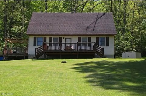Homes For Sale - 10660 Blackrun Road<br/> Muskingum County, Frazeysburg, OH 43822