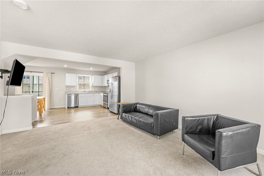 Photo of 113 Palm Court, Painesville, OH 44077 (MLS # 5201084)