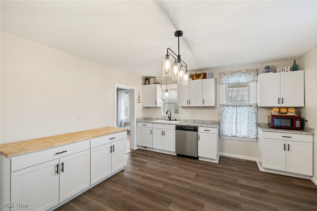 435 N Mount Vernon Avenue, Loudonville, Ohio image 4