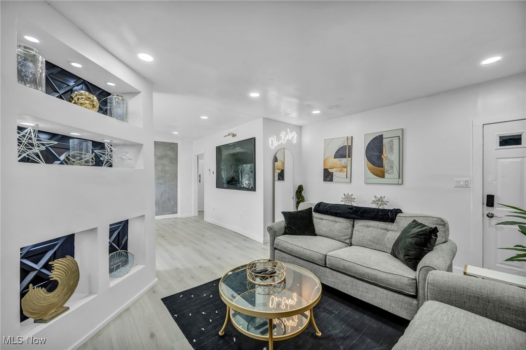 Coventry-Mayfield Land Cos Su - Residential Income