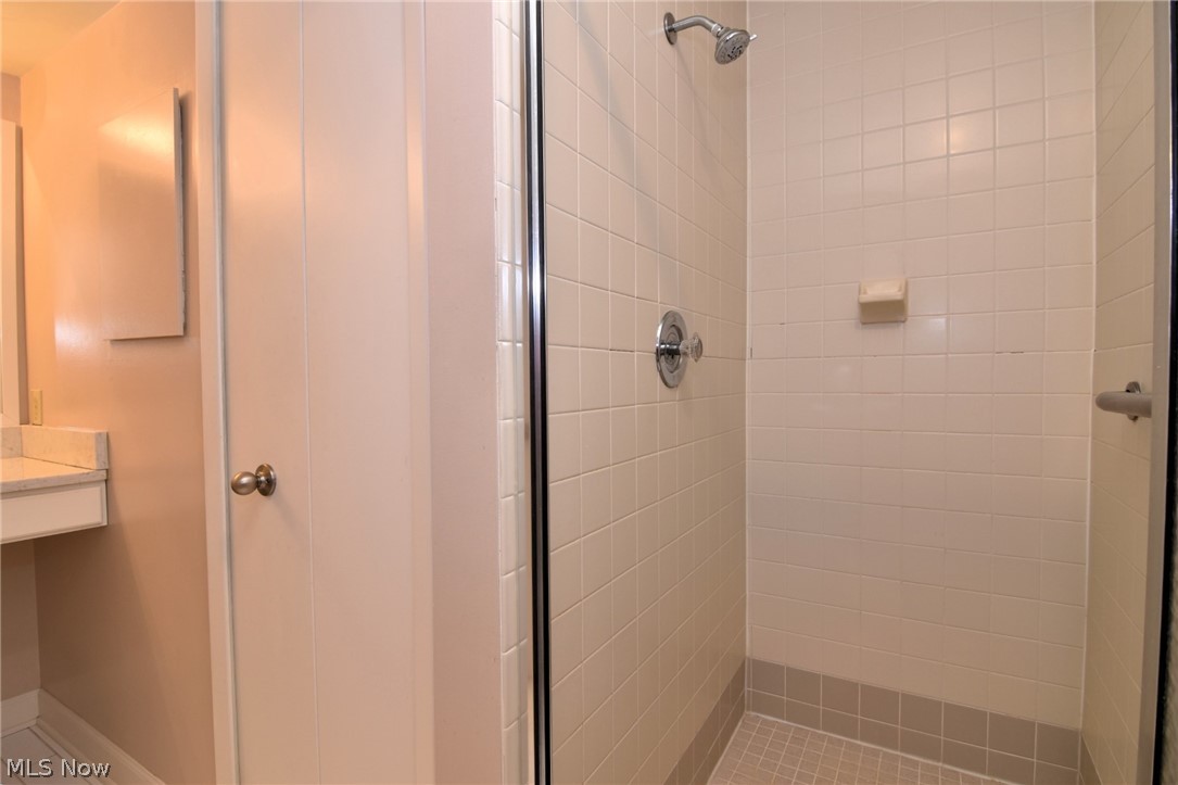 Woodhawk Club Condo Ph #6 - Residential