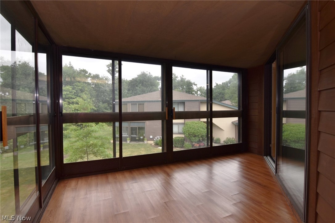 Woodhawk Club Condo Ph #6 - Residential