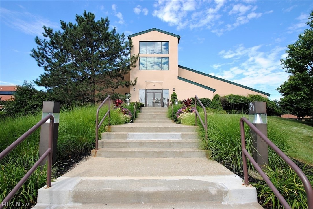 Woodhawk Club Condo Ph #6 - Residential