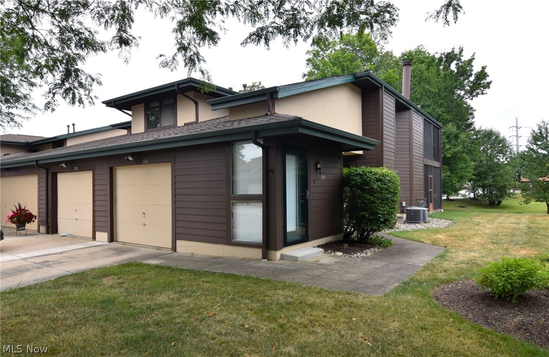 Woodhawk Club Condo Ph #6 - Residential