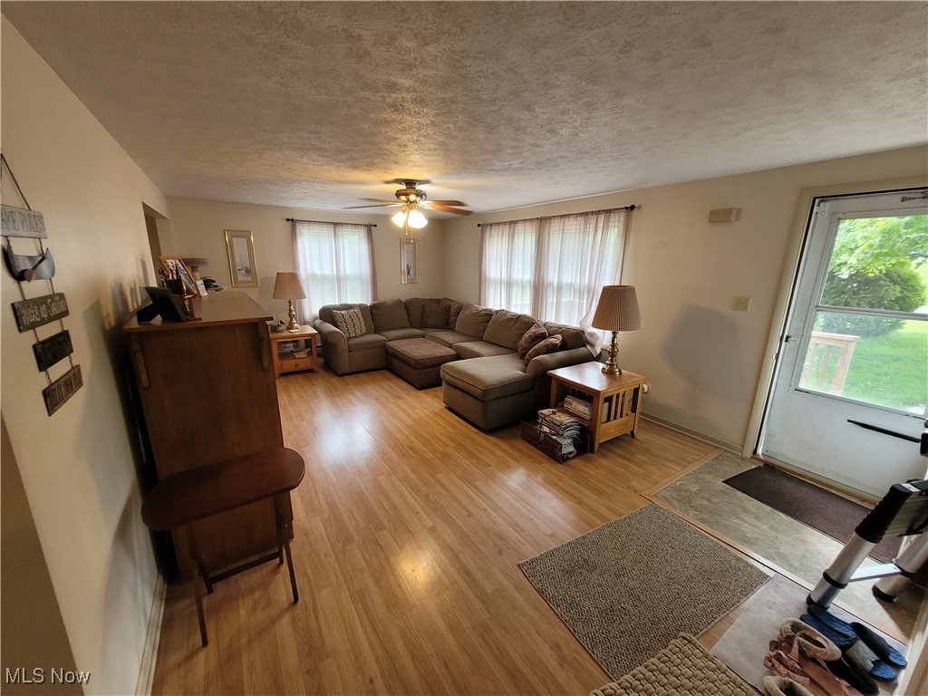5115 Sangria Drive, West Salem, Ohio image 9