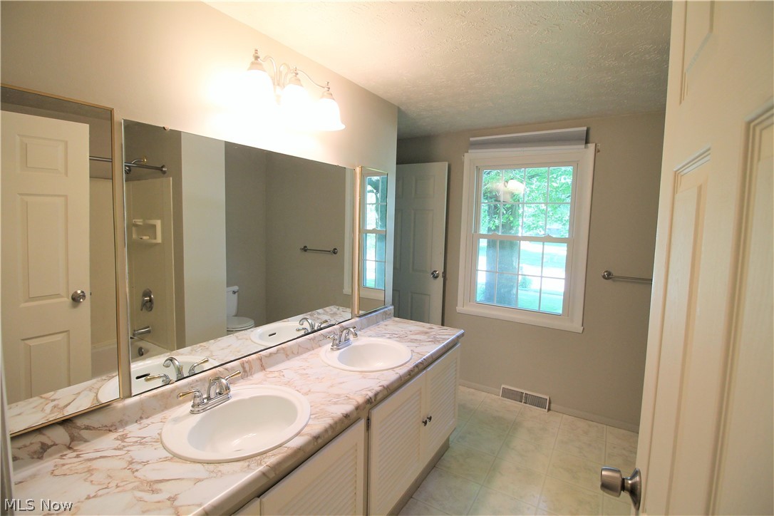 Forest Brook Estate #4 - Residential