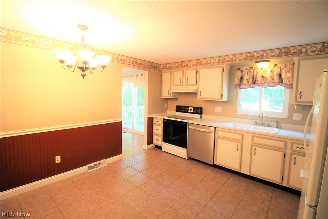 Forest Brook Estate #4 - Residential