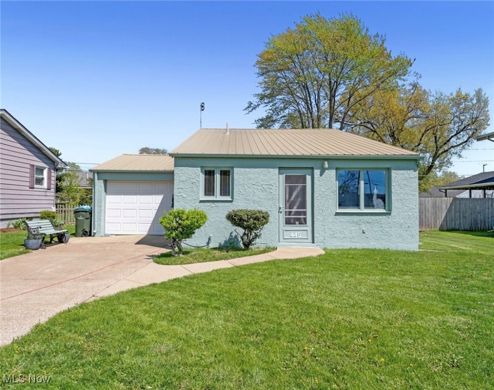 445 Morton Road, Vermilion, Ohio image 1