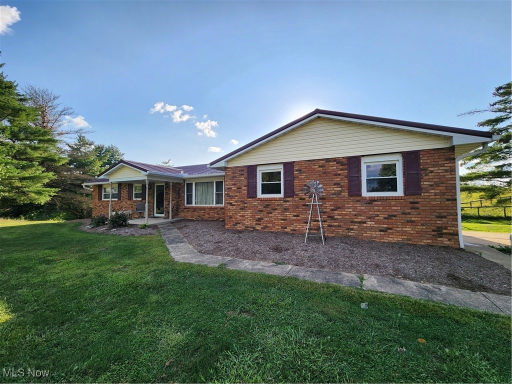 59741 Heskett Drive, Cambridge, Ohio image 1