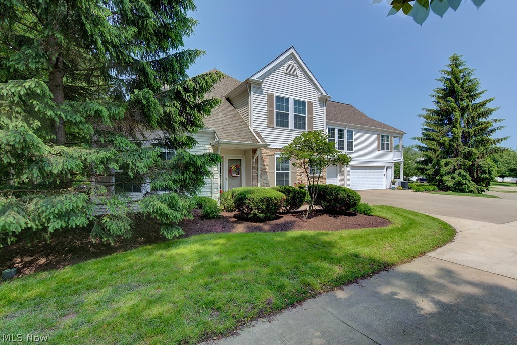 Greens/Aberdeen Condo Ph 04 - Residential