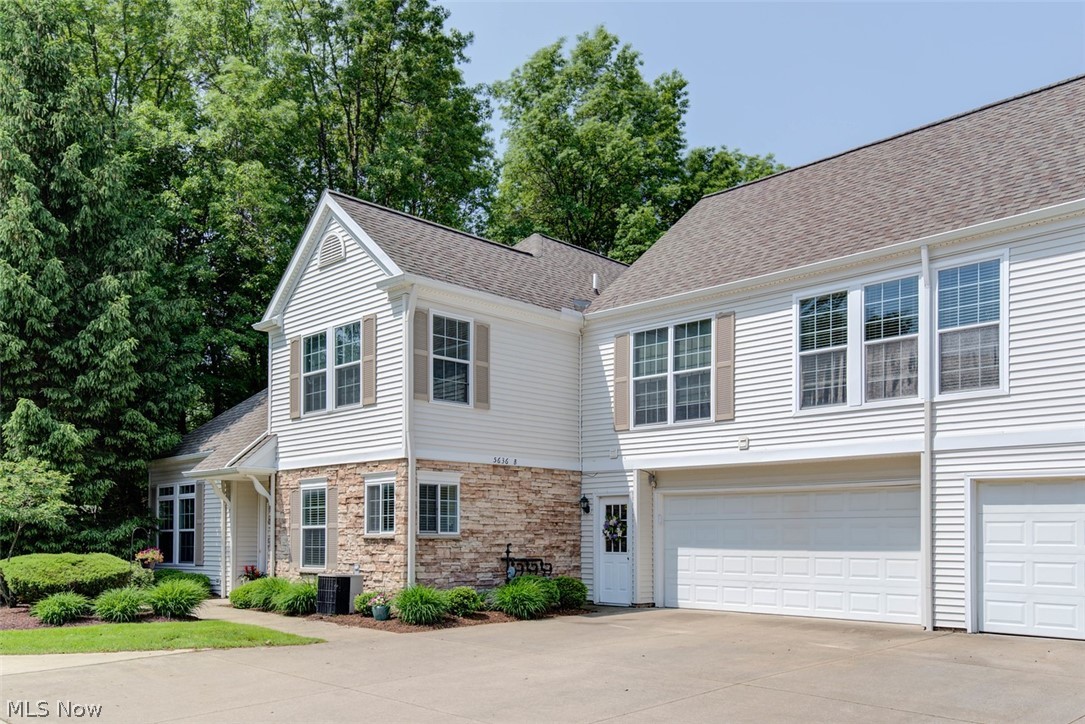 Greens/Aberdeen Condo Ph 04 - Residential