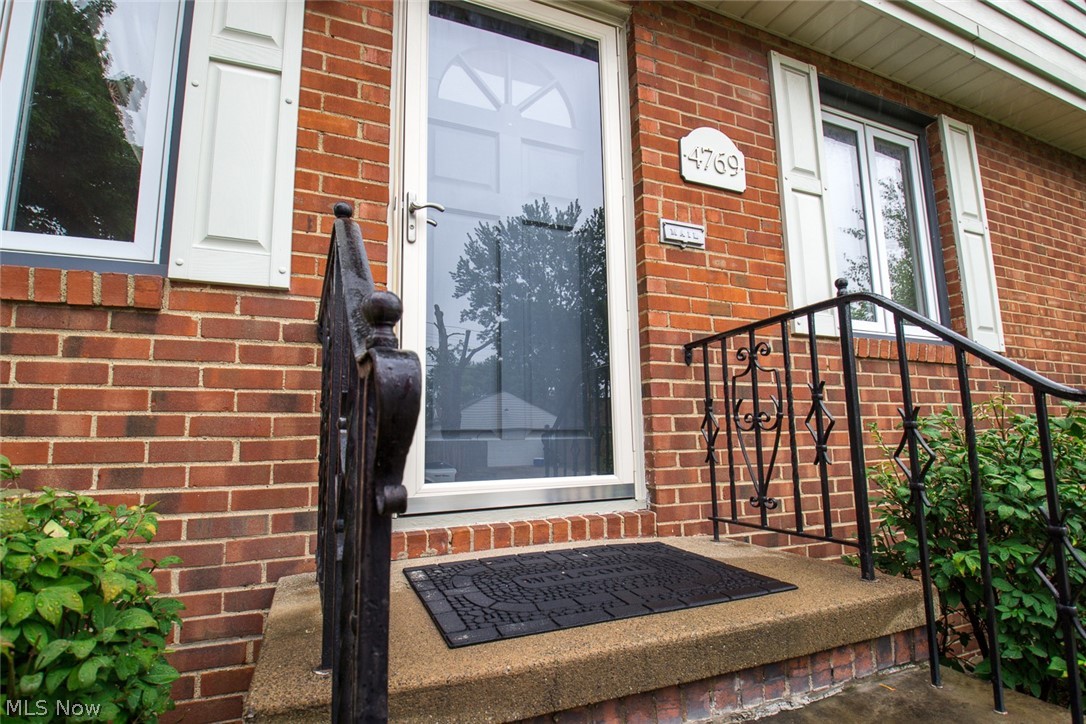 A J Halls Parkland - Residential