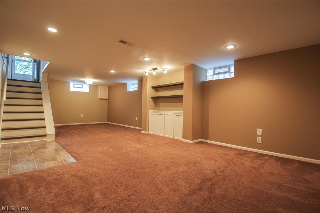 A J Halls Parkland - Residential