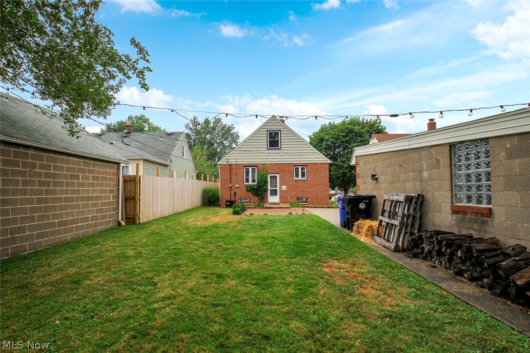 A J Halls Parkland - Residential