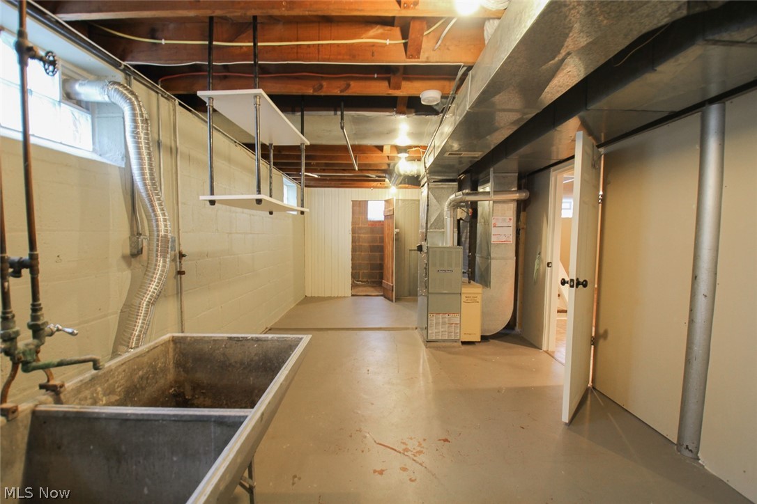 A J Halls Parkland - Residential