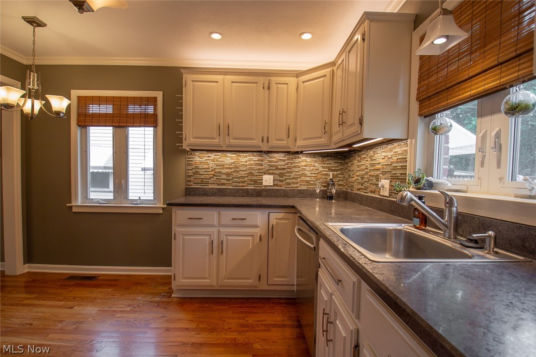 A J Halls Parkland - Residential