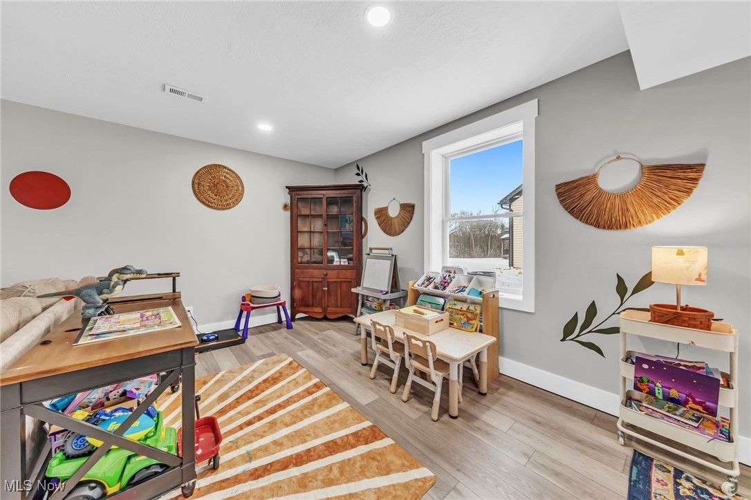 Woods/Silver Crk Ph 6-B - Residential